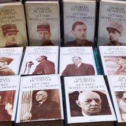 LETTRES, NOTES ET CARNETS DE CHARLES DE GAULLE, EDITION PLON 12 VOLUMES