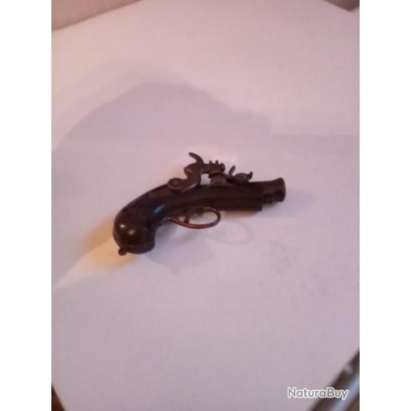 petit pistolet de decoration, jouet longueur 10 cm