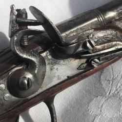 PISTOLET à SILEX  (vers 1770)