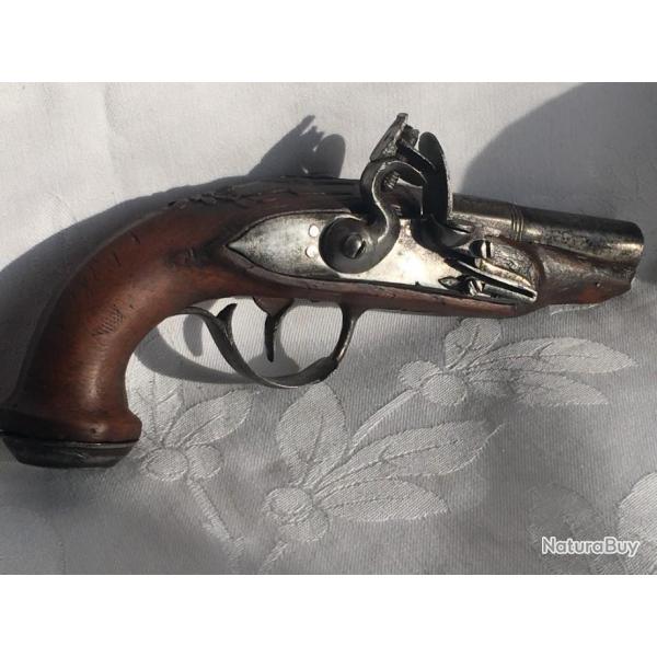 PISTOLET  SILEX  (vers 1770)