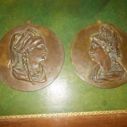 anciens medaillons profils femmes alsace et lorraine souvenir commemoration guerre 1870 1870 bronze