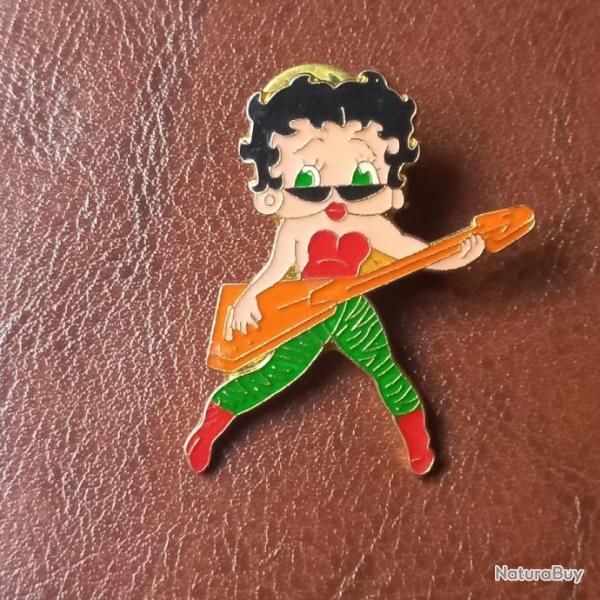 pin's vintage  " BETTY BOOP " 1988