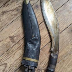 Couteau kukri (ou khukuri) original ancien.