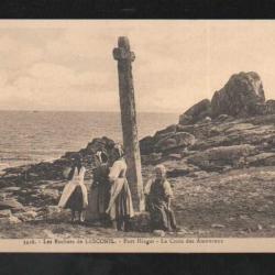 les rochers de lesconil port hiagat la croix des amoureux carte postale ancienne