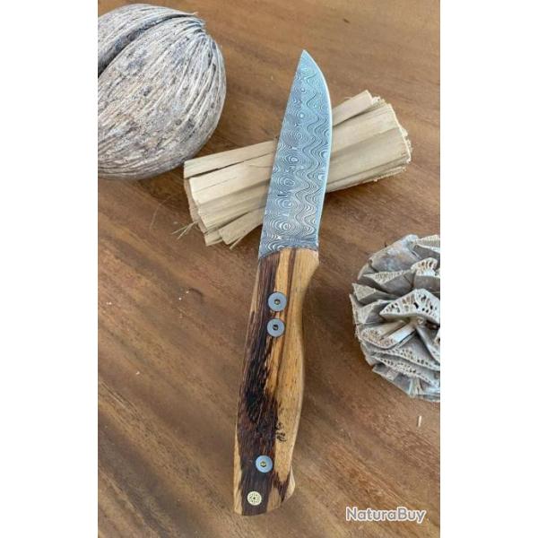ARVONEN - trs beau couteau en acier damas, pice unique pour collection, trekking, chasse