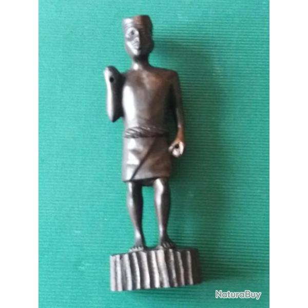 COLLECTION - 1 BELLE STATUETTE AFRICAINE POUR VITRINE