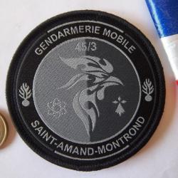 écusson collection militaire mobile Saint Amand Montrond Cher