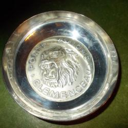 ancienne coupe metal argenté médaille marine nationale porte avions clemenceau lion rugissant armée