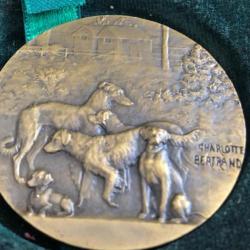 Médaille Ancienne en Bronze Signée "Charlotte Bertrand" - Société Canine du Midi - et boîte ancienne