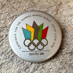 Badge jeux olympiques de Sotchi 1998