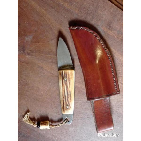 Superbe couteau Skinner chasse trappeur artisanal