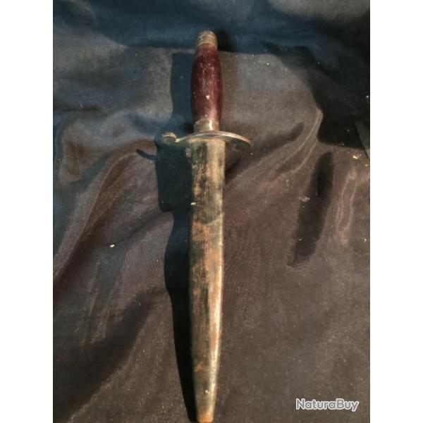 couteau poignard dague  tonneau de marin ou de tanchee19 eme