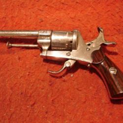 Revolver à broche 7mm - Saint Etienne