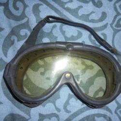 Vends lunettes POLAROID US reconditionnés française d'un chasseur Alpin