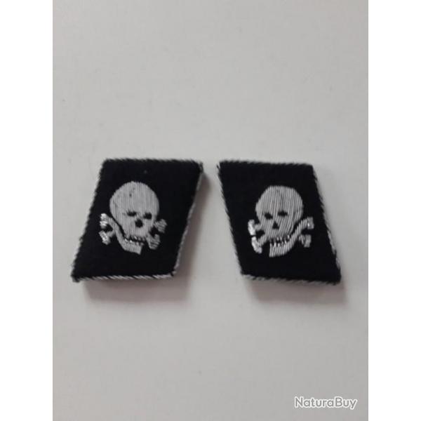 PAIRE DE PATTES DE COL TROUPES D ELITE "TOTENKOPF"