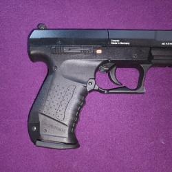 Réplique Walther CP99 modèle CPS à plomb 4.5mm avec barillets 8 coups et CO2 12g
