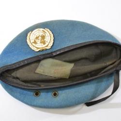Béret militaire Armée Française OTAN ONU taille 55. ancien vintage. Casque bleu