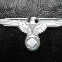 insigne allemand aigle de casquette SS