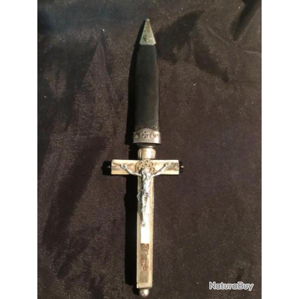 couteau poignard cricifix manche en forme de croix "caststeel"