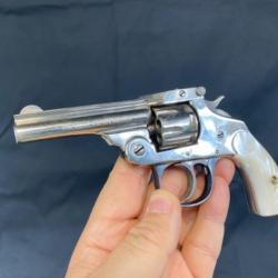 rare revolver iver and johnson calibre 22 lr