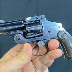 incroyable revolver smith et and wesson snubnose 38