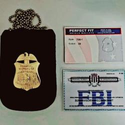 CARTE FBI  [ POLICE AMERICAINE] INSIGNE FBI MÉTAL AVEC CARTE FBI PLAQUE VÉRITABLE CUIR USA.