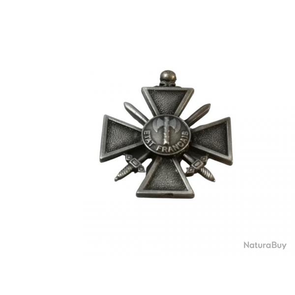 Croix de Guerre ETAT FRANCAIS 1944 ( Reproduction)