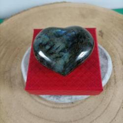 Coeur pierre Labradorite d 'un poids de 119 grammes avec écrin