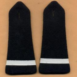 Epaulettes noires -  sous-lieutenant  ( galons blancs)