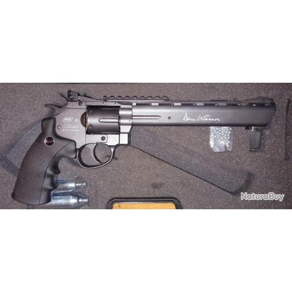 Revolver Dan Wesson 8 pouces. Calibre 4,5mm BBS. Couleur anthracite