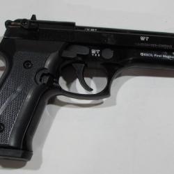 Pistolet semi auto ekol modele Firat Magnum 92 noir cal 9mm a blanc, avec embout lance fusée