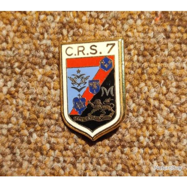 pin's/insigne de CRS numros 7