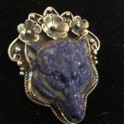 Pendentif amérindien tète de loup lapis lazuli sur argent sculpté