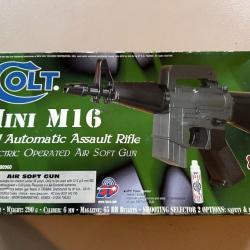 Mini gun electrique Airsoft Mini M16