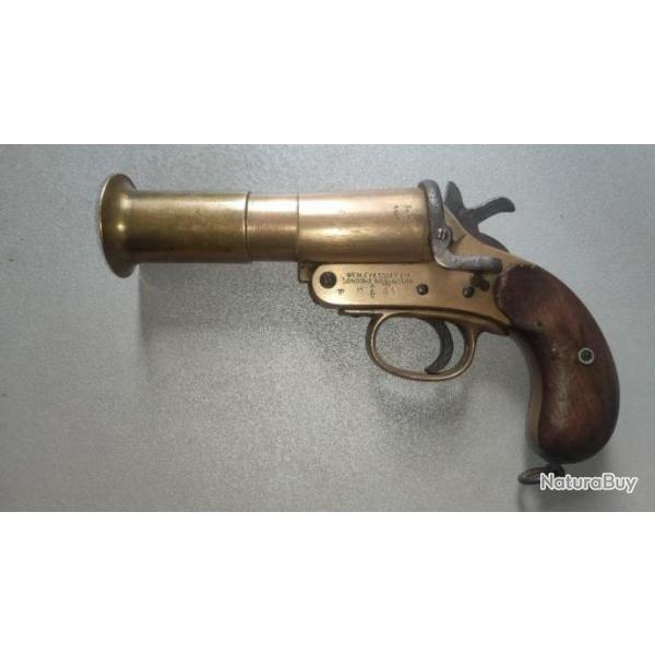 Pistolet lance fuse anglais  Webley & Scott ; N1 Mark III de 1918