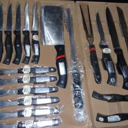 24 Couteaux de cuisine en Valise de chez Carl Weill neuf