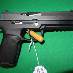 Pistolet SIG SAUER P320 en 9x19mm
