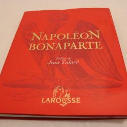 Napoléon Bonaparte, Larousse