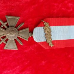 Médaille croix de guerre des Théâtres D'opérations Extérieures 1921 avec Palmes de bronze.