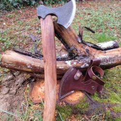 Grande Hache De Viking Tomahawk Lame Acier Carbone Manche Bois Etui Cuir Fabrication Artisanale