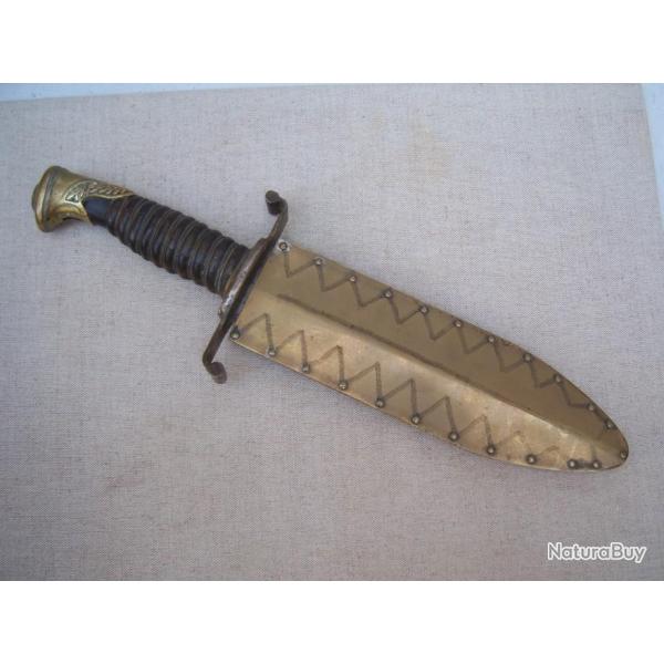 poignard couteau dague  WW1 Trench Art 1914  sur une base de sabre artisanat de tranche