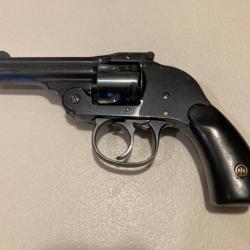 Revolver Harrington & Richardson DA Calibre 32 S&W Safety Hammerless