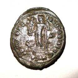 MONNAIE ROMAINE LICINIUS I, NUMMUS /l'AN 317-320 apr. J.-C.  /8255