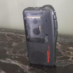 enregistreur vocal Olympus Pearlcorder S928  house + 2 minicassettes XB60
