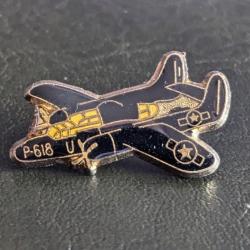 K Pins Avion Militaire Bombardier P-618 U lapel pin us bomber aircraft avion Tres Bon Etat  Taille :