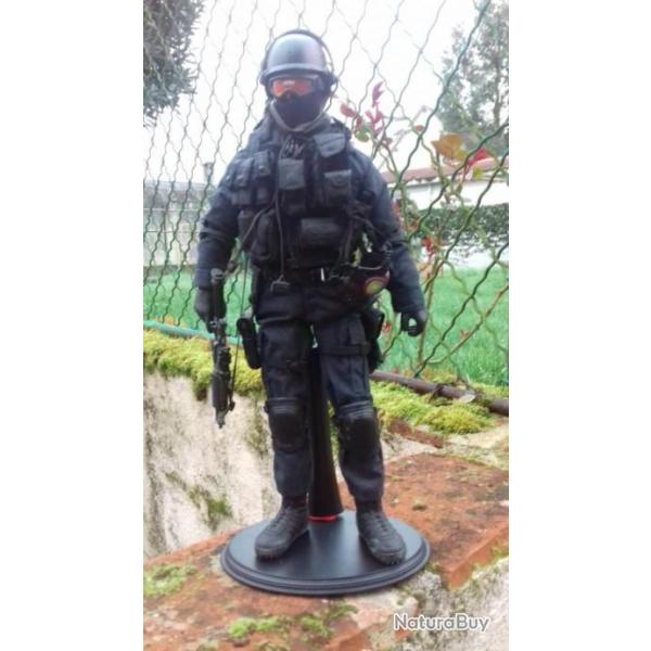 Figurine 1/6 customise  Force d'Intervention Police USA