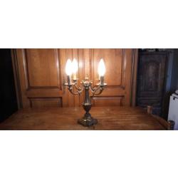Grand chandelier en bronze 4 feux électrique ( bout de table )