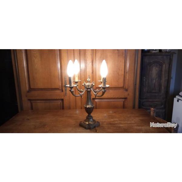 Grand chandelier en bronze 4 feux lectrique ( bout de table )