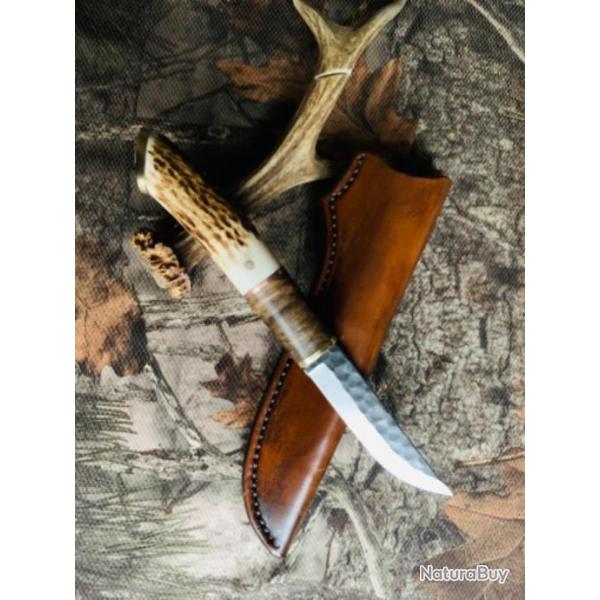 couteau de chasse artisanal bois de cerf / bne marbr