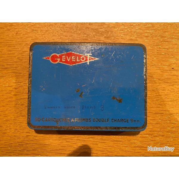 Ancienne boite de cartouches Gevelot 9mm avec 32 cartouches